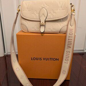 Louis Vuitton Diane Monogram Excellent Condition/Almost New